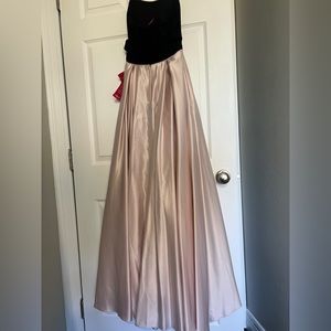 Blondie Nites size 3 new w tags gown black and ballet pink w sheer detail